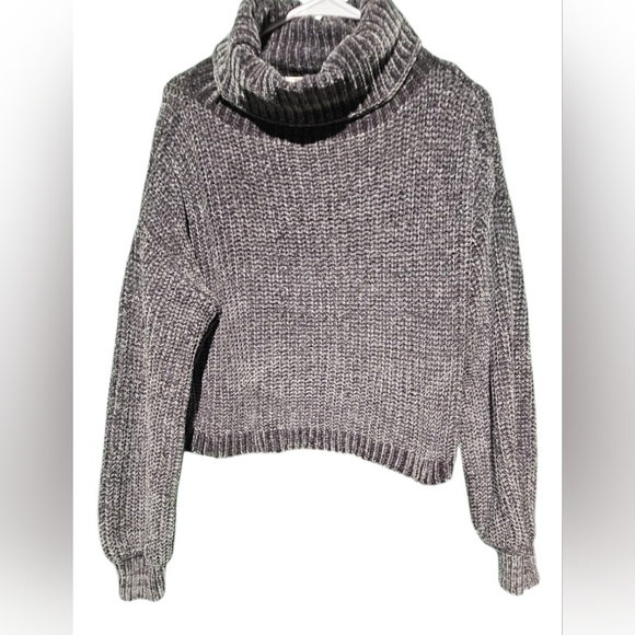 Zenana Cowl Neck Sweater Size Large EUC 25 PTP - 20 Length - Picture 4 of 5